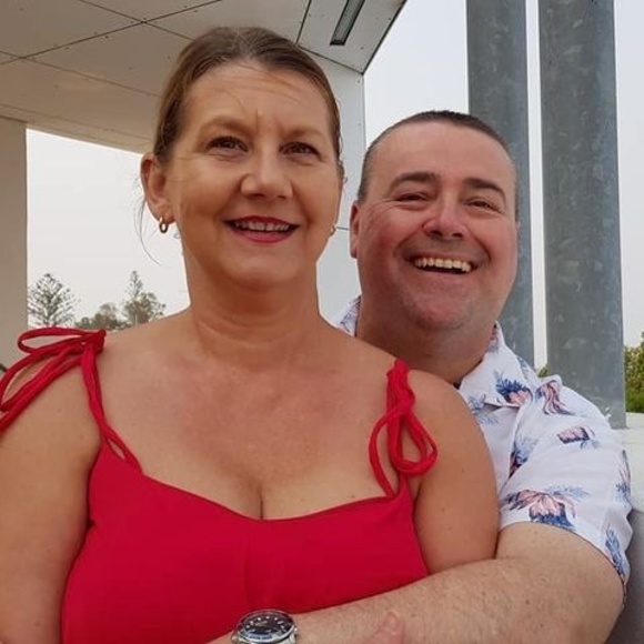 Meet your Posher, Jo - Picture 1 of 1